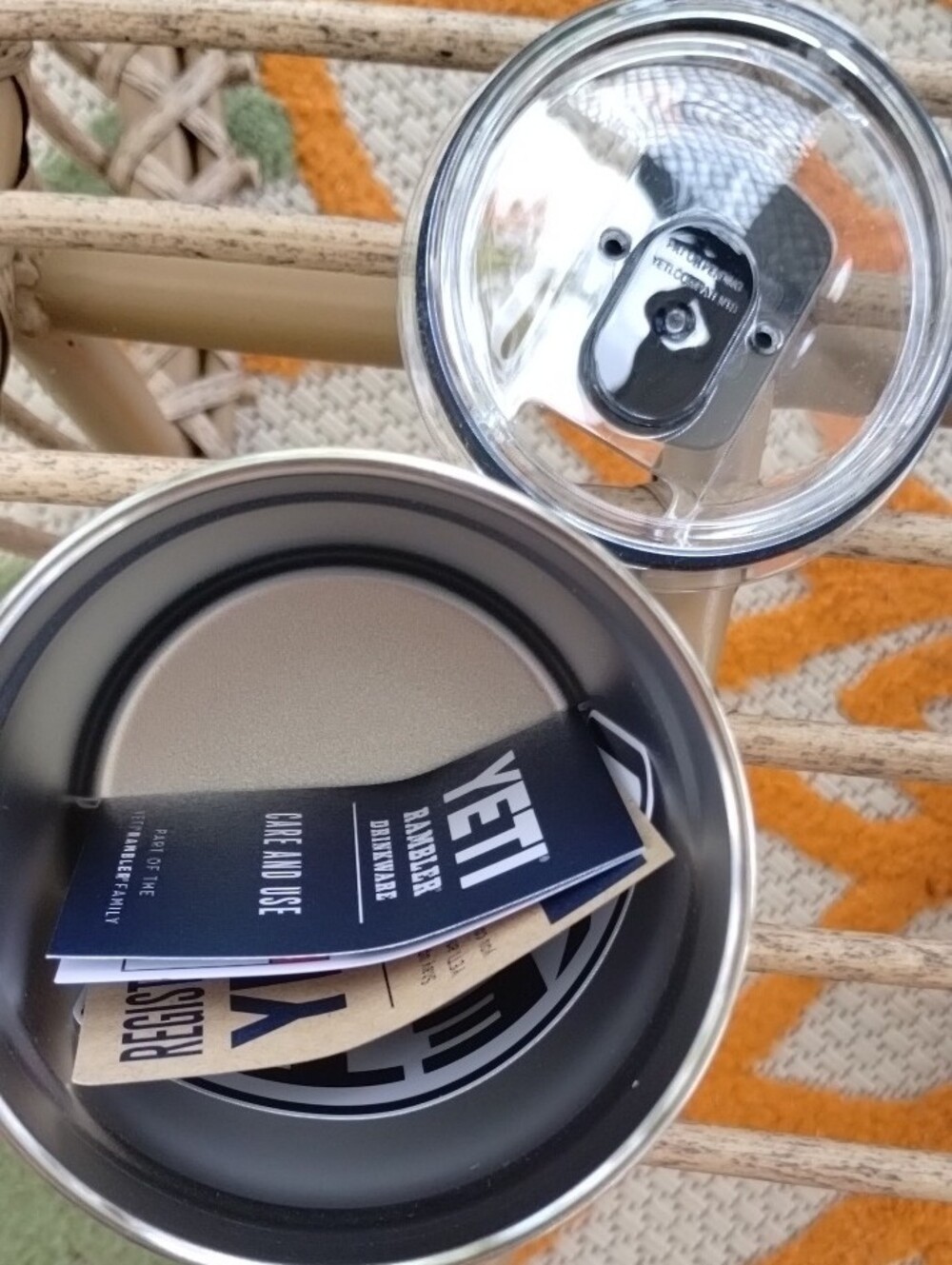 Yeti Rambler New - Picture 3 of 5